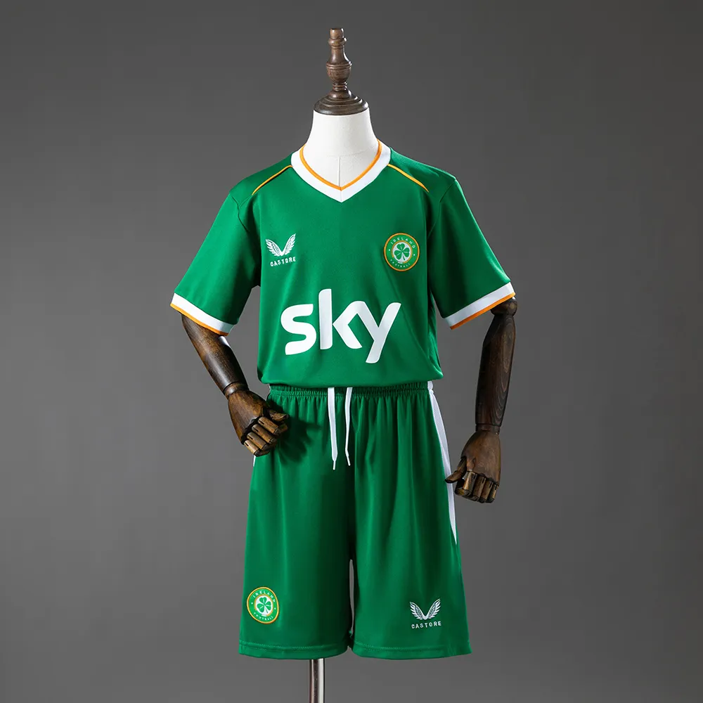 Ireland 2026 Home Kids Kit — 1/2