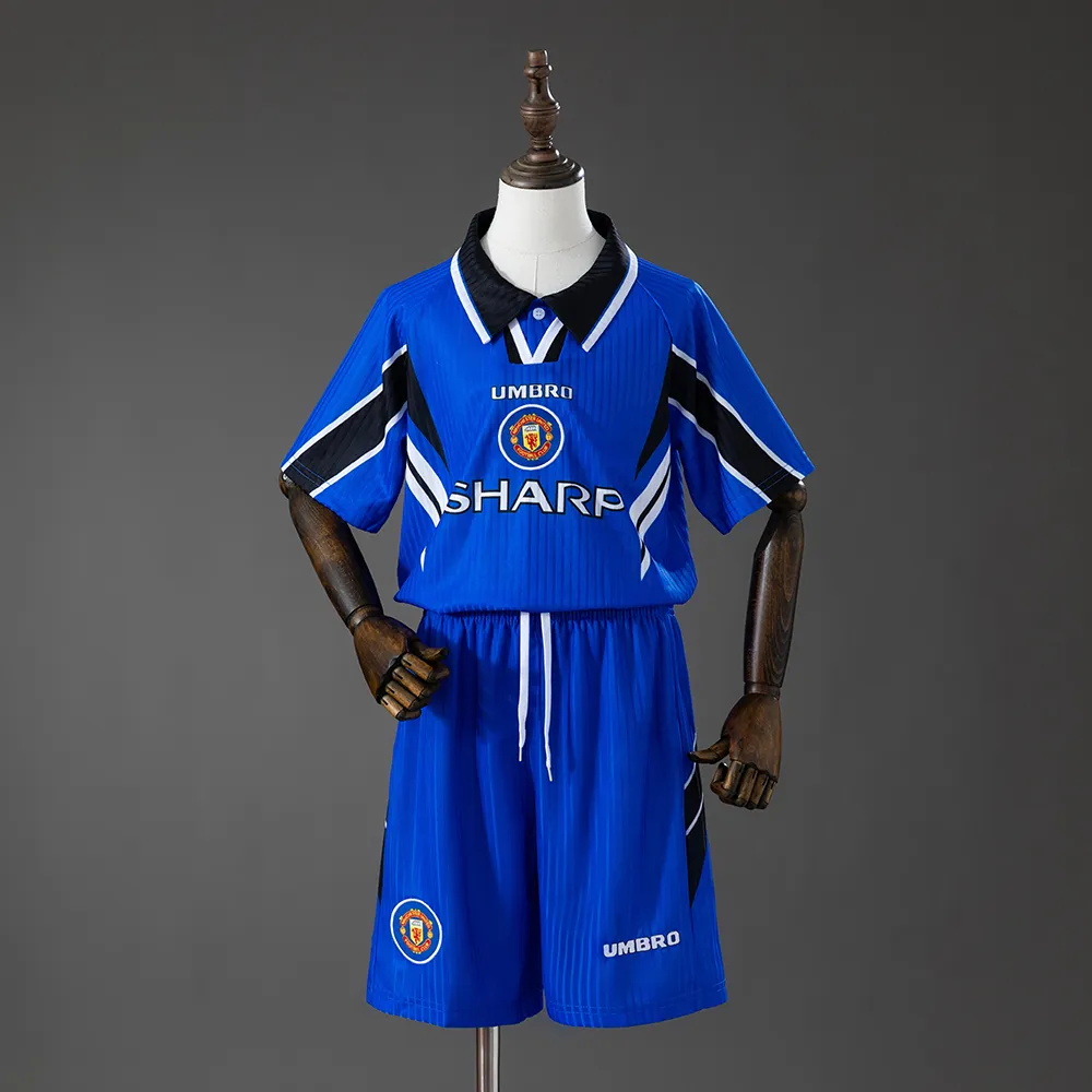 M-U 96/98 Third Away Retro Kids Kit Jersey — 2/2