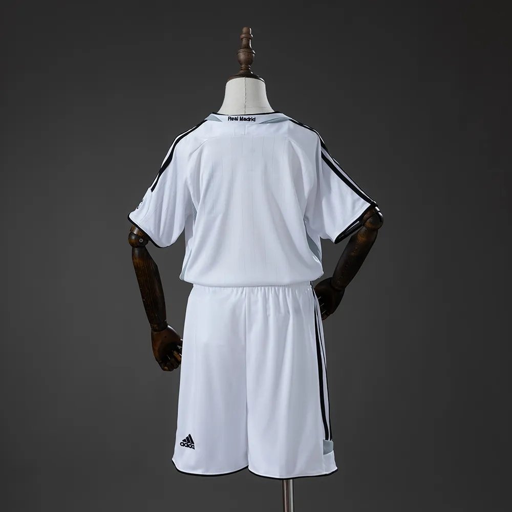Real Madrid 06/07 Home Retro Kids Kit Jersey — 2/2