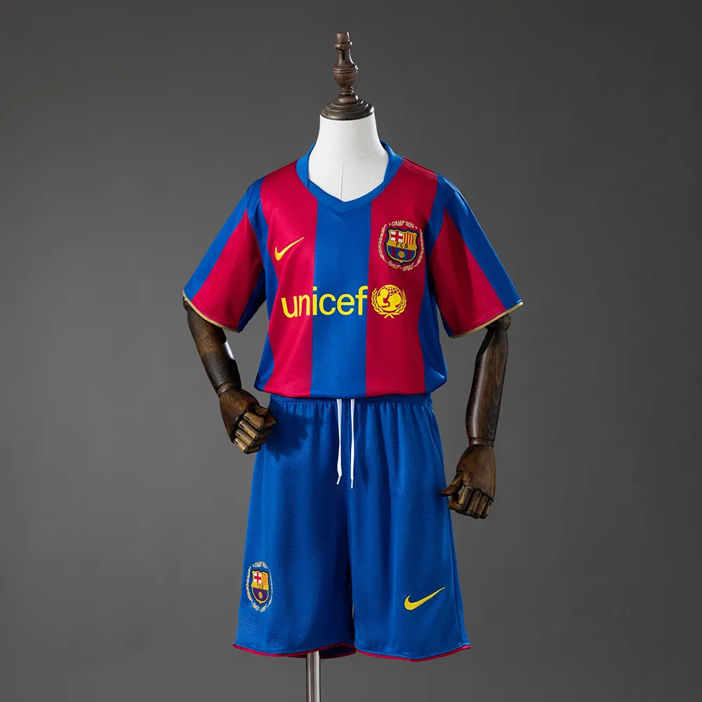 Barcelona 07/08 Home Retro Kids Kit Jersey — 2/2