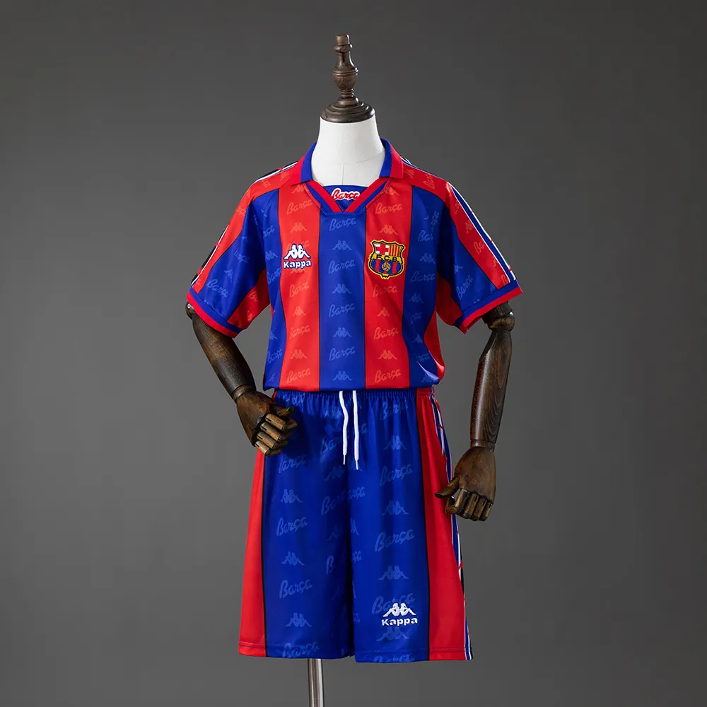 Barcelona 96/97 Home Retro Kids Kit Jersey — 2/2