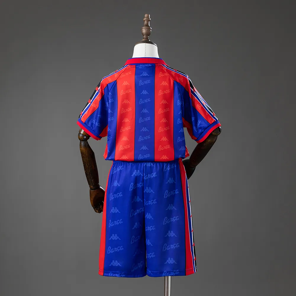 Barcelona 96/97 Home Retro Kids Kit Jersey — 1/2