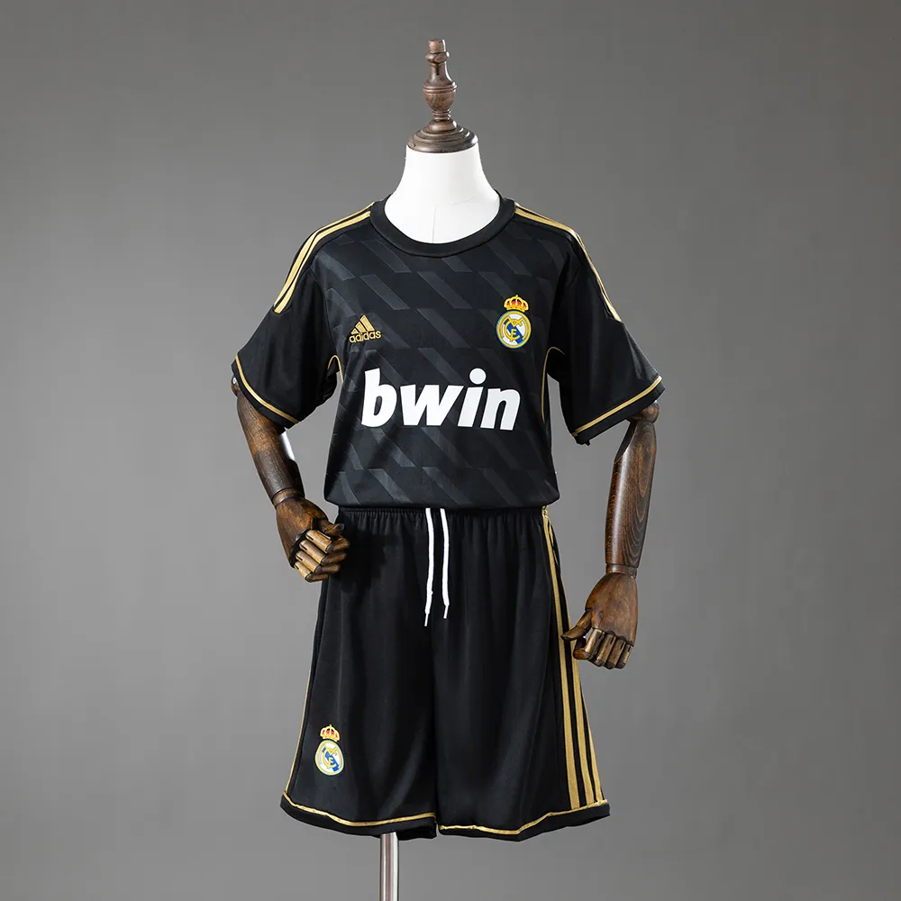 Real Madrid 11/12 Away Retro Kids Kit Jersey — 2/2