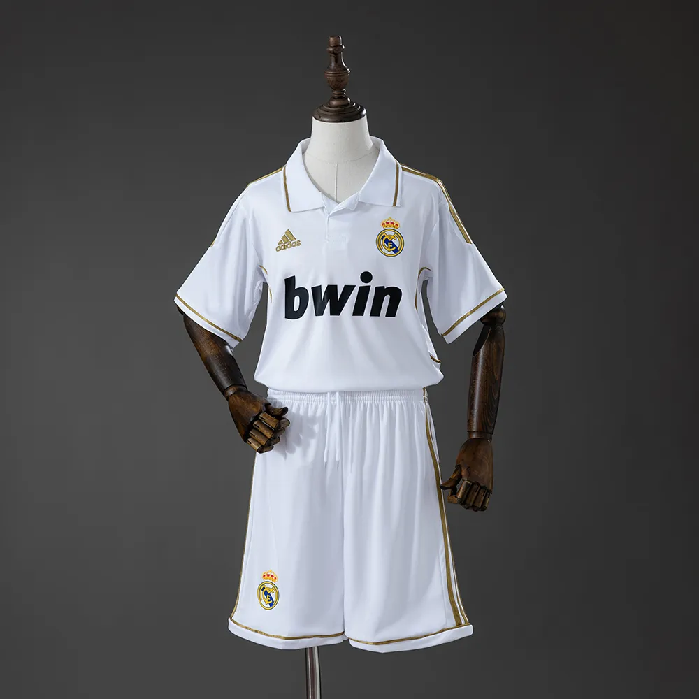 Real Madrid 11/12 Home Retro Kids Kit Jersey — 2/2