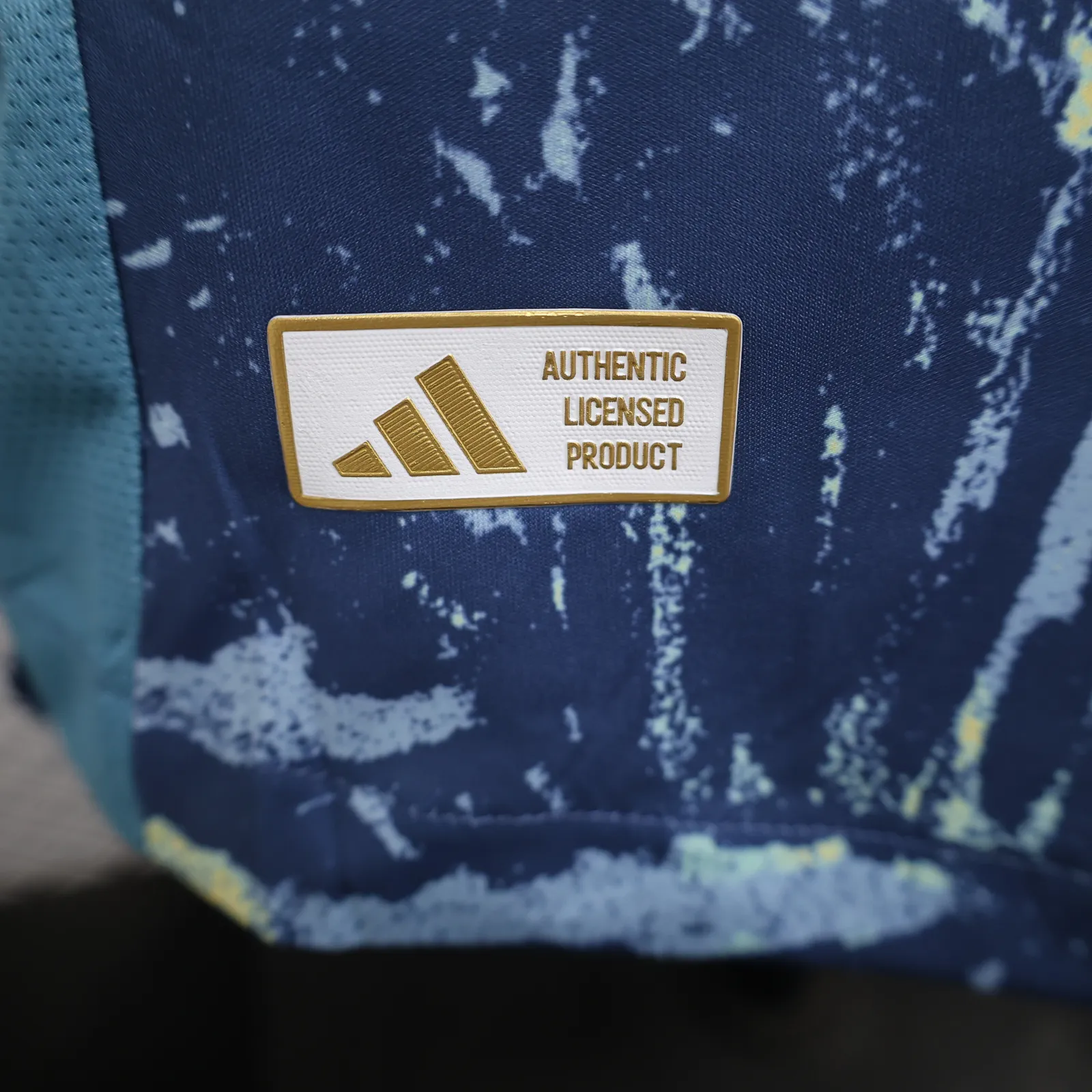 24/25 Players Ajax Away — 2/2