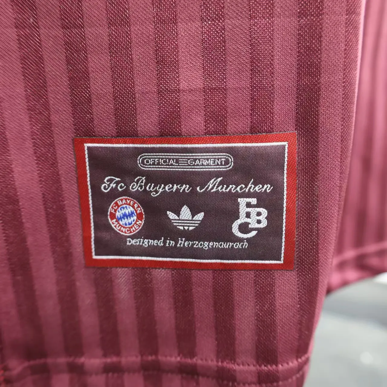 25/26 Players Bayern Munich 125th Anniversary — 2/2