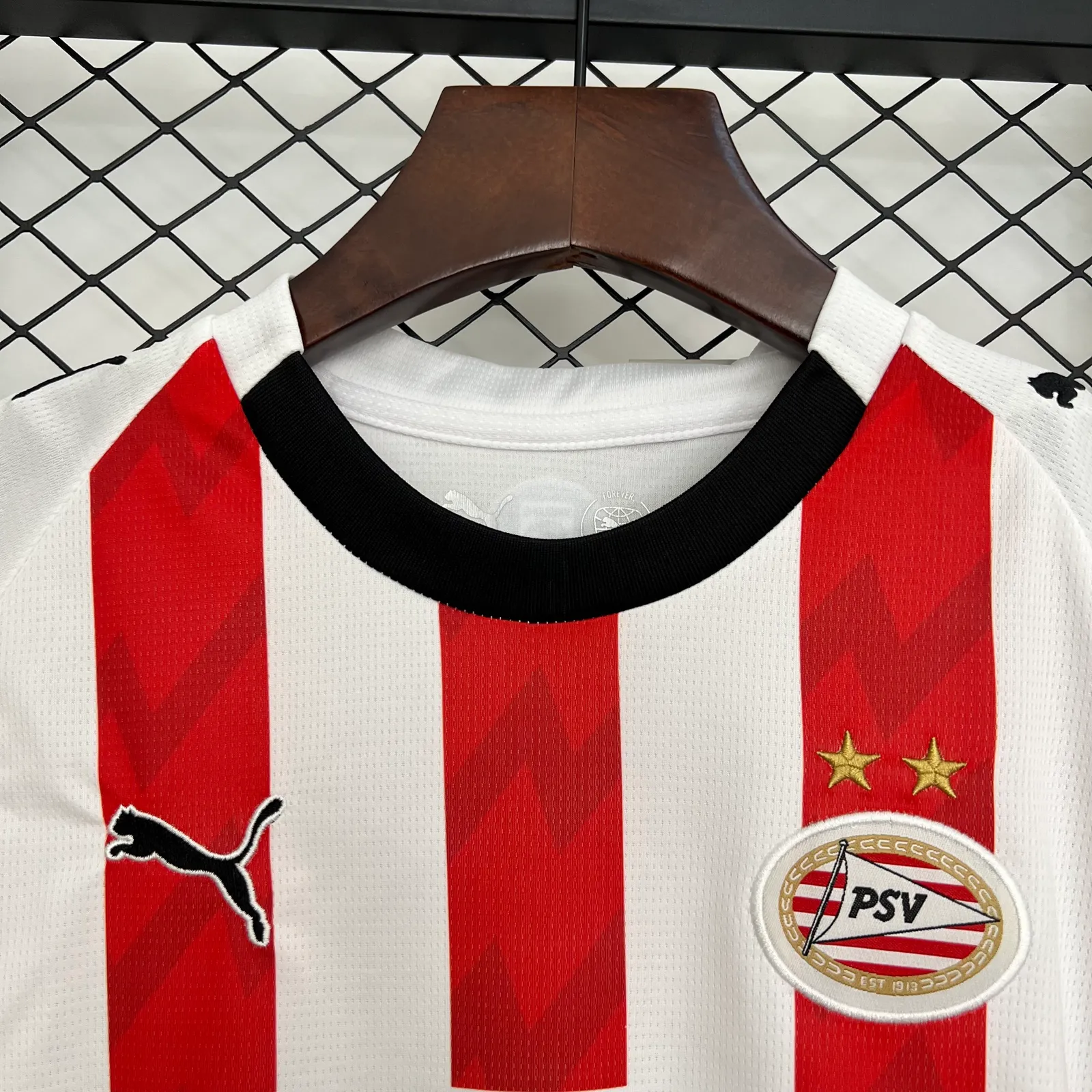 25/26 Kids PSV Eindhoven Home Size: 16-28