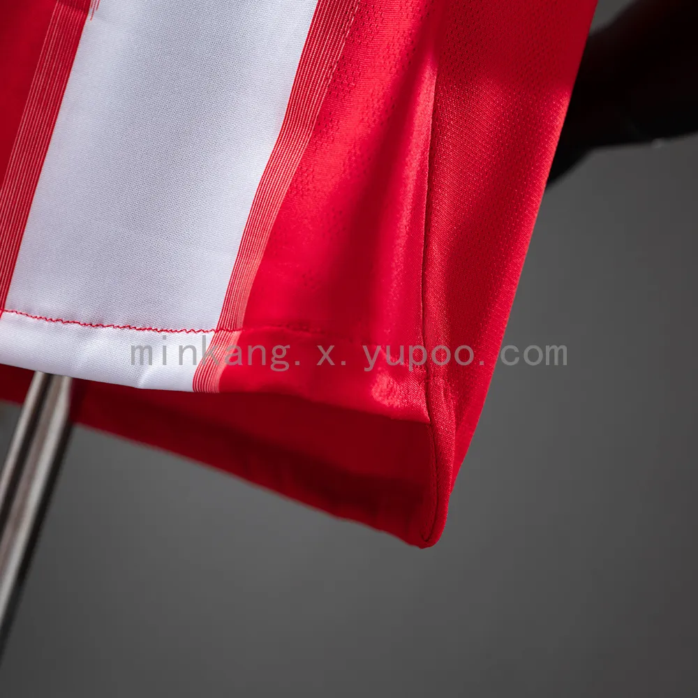 25/26 Player Bayern Munich Home — 1/2