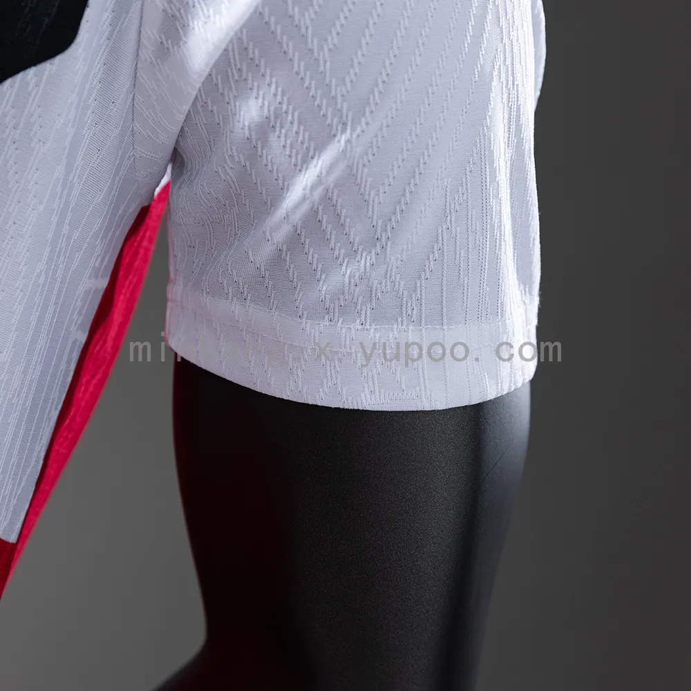 Ronaldo 25/26 Player Version Jersey — 2/2