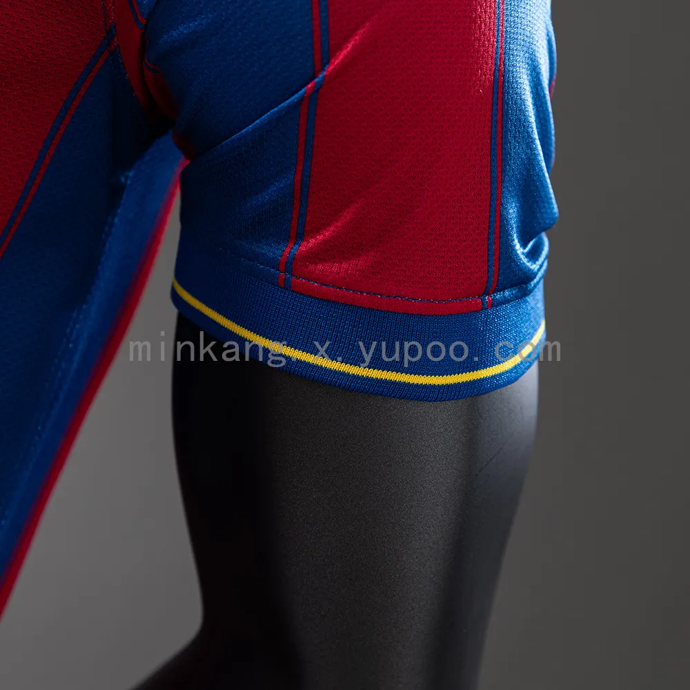 Barcelona 09/10 Home Player Version Retro Jersey — 2/2