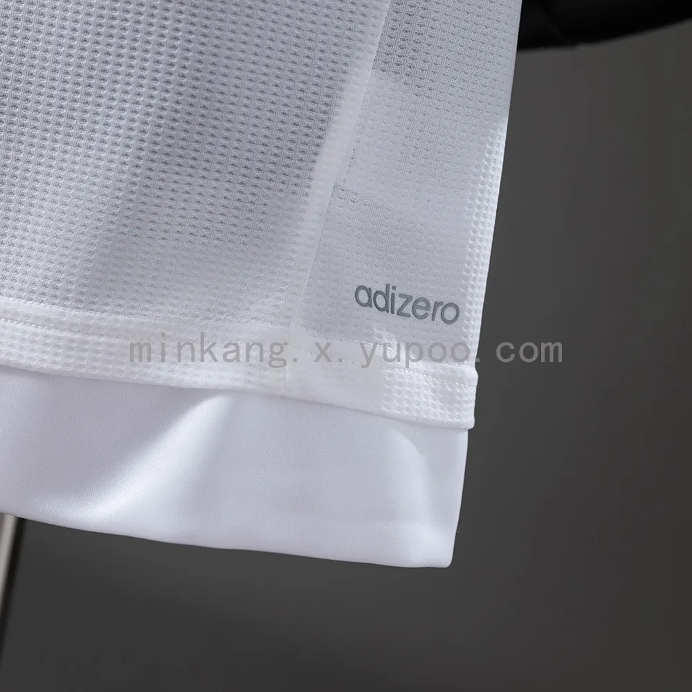 Real Madrid 15/16 Home Player Version Retro Jersey — 1/2