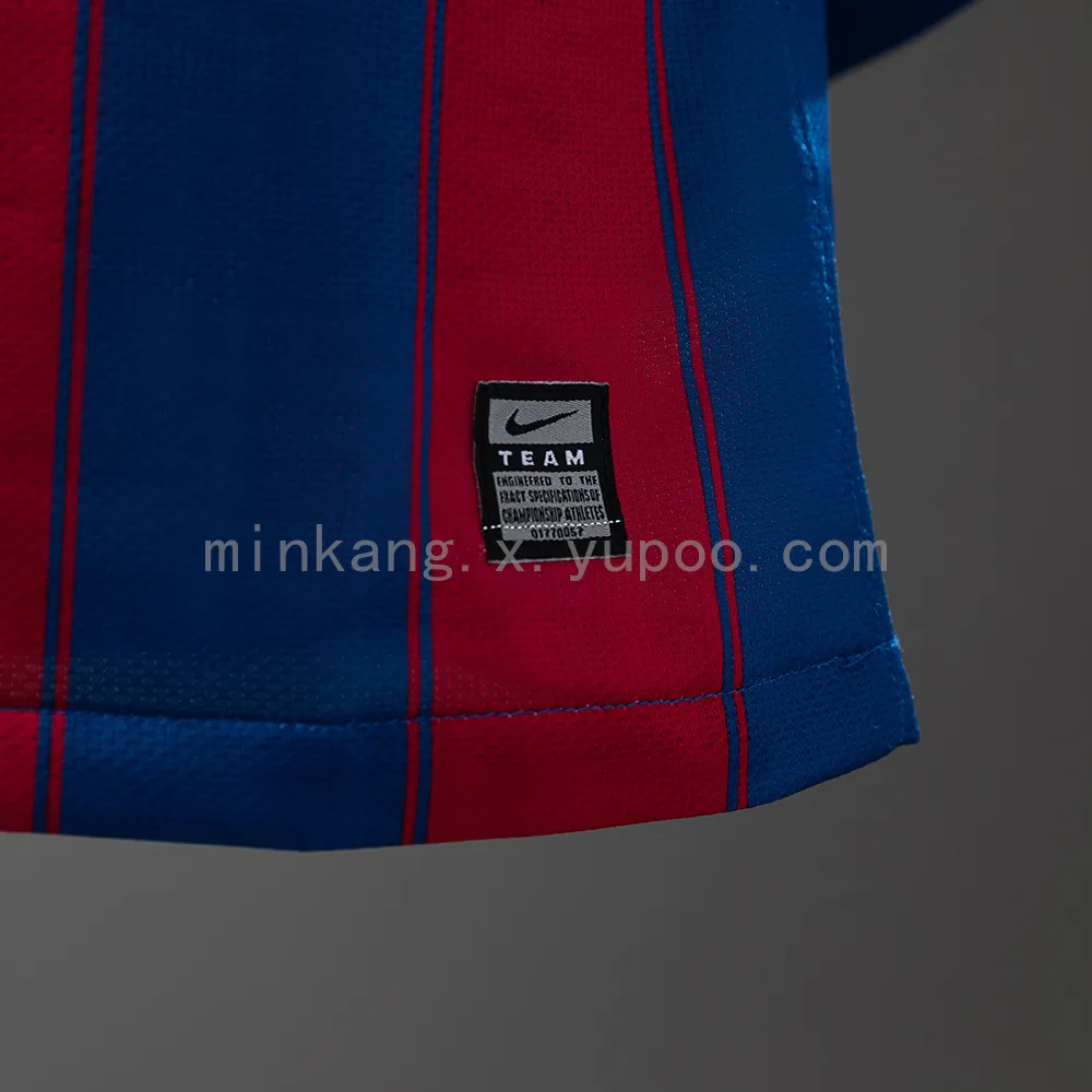 Barcelona 09/10 Home Long Sleeve Player Version Retro Jersey — 2/2