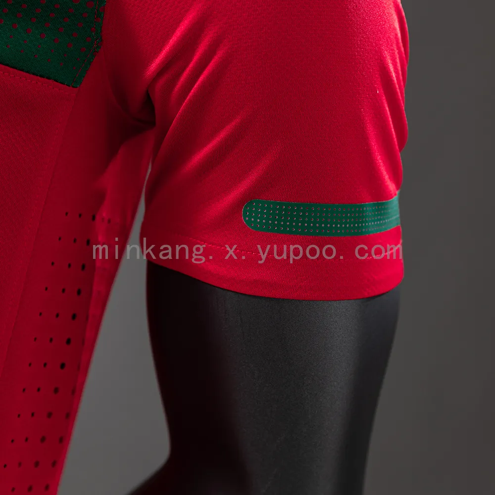 Portugal 2010 Player Version Retro Home Jersey — 2/2
