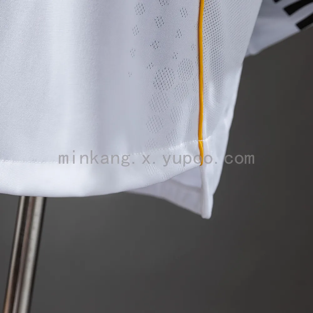 Real Madrid 25/26 Home Long Sleeve Player Version Jersey — 2/2